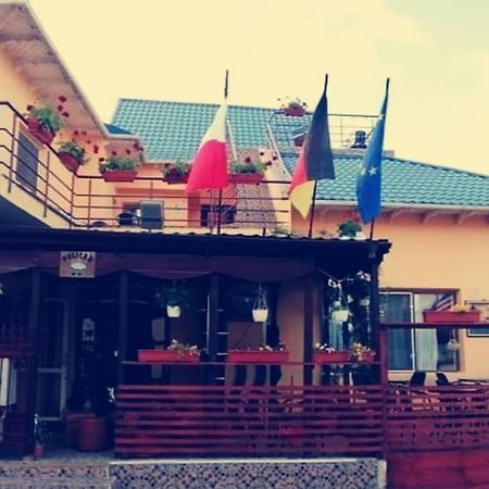 Pensiunea Pelican Tulcea Exterior foto